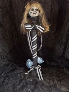OOAK gruselige Puppe Home Decor, 20 cm groß, Halloween Requisite, Handarbeit - Bild 1 von 2