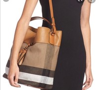 the medium ashby in canvas check and leather