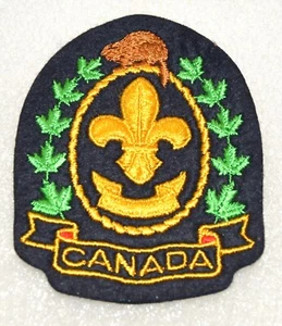 The BOY SCOUTS “CANADA” Black Felt Crest Embroidered NOS New Old Stock SD69C - Picture 1 of 4