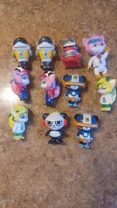 Ryan’s World Bonkers Toys Lot of 11 Figures Critters Animals - Picture 1 of 4