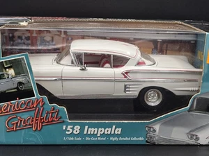 ERTL 1958 Chevy Impala American Graffiti Película Escala 1:18 Diecast Car Blanco - Imagen 1 de 6
