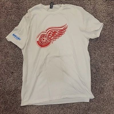 Detroit Red Wings White Bud Light Promotional Tshirt XL Limited Edition  - Image 1 of 4