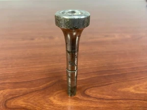 Conn 4 Trumpet Mouthpiece - ACB Blowout Sale - Lot 1032 - Picture 1 of 4