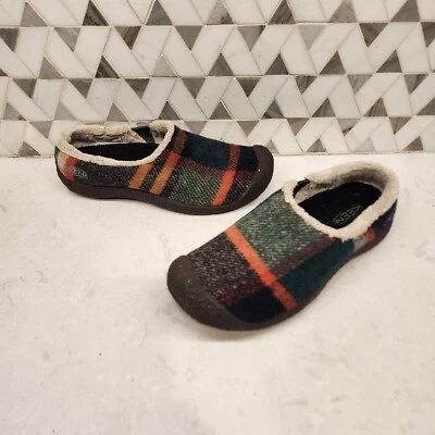 Chinelos femininos KEEN tamanho 6 HOWSER verde marinho xadrez lã sola de borracha - Imagem 1 de 4