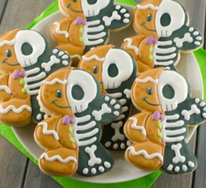 Skelett Lebkuchenmann Plätzchen Gebäck Keksausstecher Glasur Fondant Backmasse - Bild 1 von 2