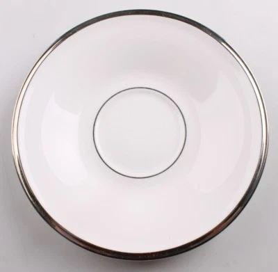 Soucoupe Lenox Solitaire En Porcelaine Ivoire Avec Bord En Platine 6 Pouces NWT - Photo 1/4