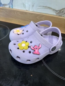Crocs Infant Size 8 Girls Light Purple Sandals Clogs Angel Stitch Charms - Picture 1 of 8