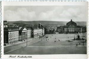 Foto-AK KASSEL Friedrichsplatz, Straßenbahn 30er - Picture 1 of 1