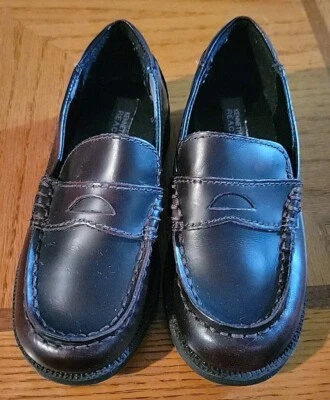Zapatos mocasines Kenneth Cole borgoña sin cordones Penny talla 10 para niños LEER Foto 1 de 4