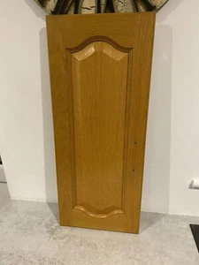 SOLID GOLDEN OAK DOOR 300 WIDE x 720mm HIGH STOCK DZ238 - Picture 1 of 7