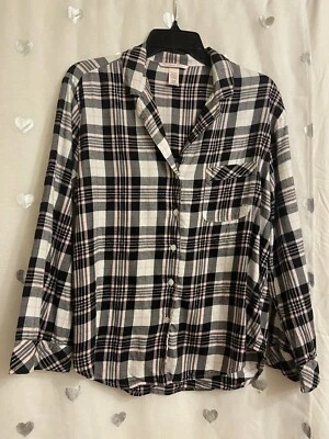  Victoria's Secret Women's  Long Sleeve Button Down Sleepwear Pajama Top size S - Image 1 of 4