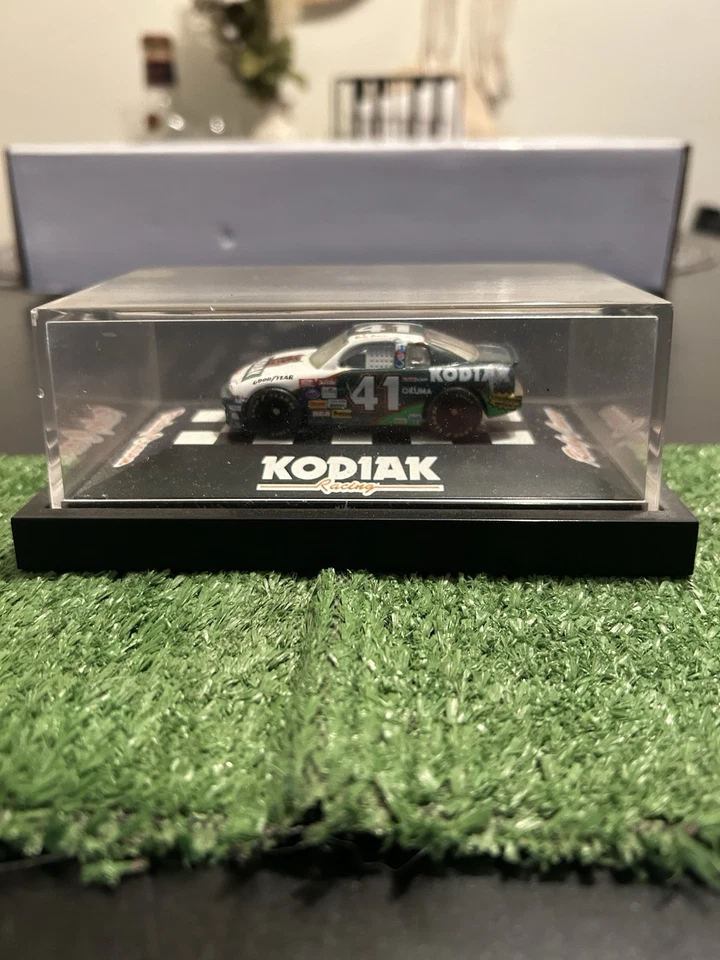 RARO 1996 MATCHBOX 1:64 RICKY CRAVEN #41 KODIAK MONTE CARLO EN ESTUCHE Foto 1 de 4