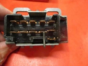 INTERRUPTOR DE ENCENDIDO TORINO-MUSTANG-PINTO-COUGAR - LINCOLN,MARK V 1972-1976-EE. UU. - Imagen 1 de 3