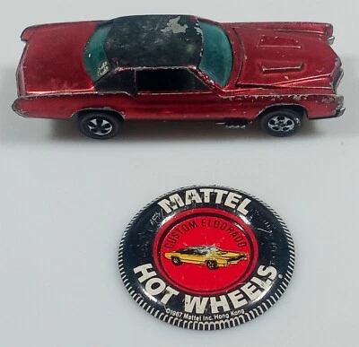 Hot Wheels Redline Custom 1967 Eldorado rojo con placa de botón (buen estado) HK Foto 1 de 4