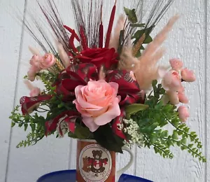 Taza de oso arreglo de seda madres día de San Valentín piezas de chocolate cinta rosas - Imagen 1 de 1