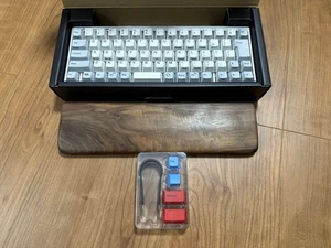HHKB Professional HYBRID with bonus! - Picture 1 of 3