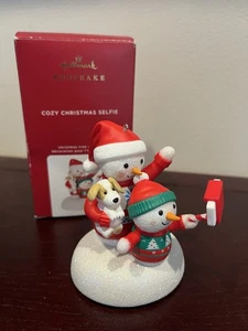 Cozy Christmas Selfie Snowman 2020 Hallmark Magic Ornament Batteries Included - Picture 1 of 10