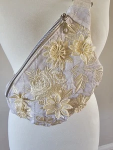 Ebroidered Belt Bag, Free Hand, Holiday Bag - Picture 1 of 4