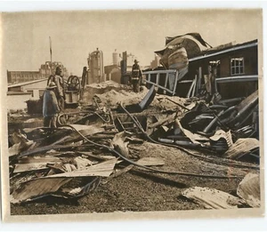 Aftermath of Fire @ ST. BERNARD PLANT CINCINNATI OH 1947 Press Photo Disaster - Picture 1 of 2