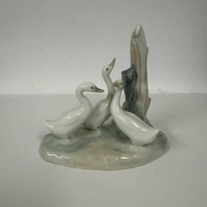 Vintage Nao von Ladro Gruppe von 3 weißen Gänsen/Ente Trio Figur Ornament - Bild 1 von 9