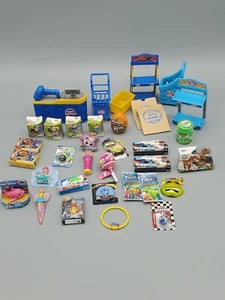 Zuru 5 Surprise Mini Brands Lot 30+ Items Toys Cart Shelf Nickelodeon - Picture 1 of 7