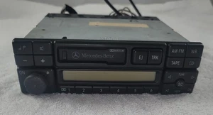 92-98 Mercedes W202 C230 FM/AM Audio Radio Player 0038206086 - Picture 1 of 4