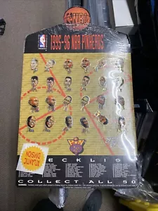 24 Pins 1995-96 NBA PinHeads Shaq Hill Hardaway Robinson Barkley Atlantic Div - Picture 1 of 9