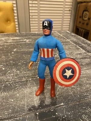 Vintage 1974 Mego Captain America Action Figure & Original Boots & Shield! - Image 1 of 4