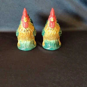 Set Scuoti Sale e Pepe Pollo Statuina Ceramica Fattoria Casa Cucina Decorazione - Foto 1 di 5