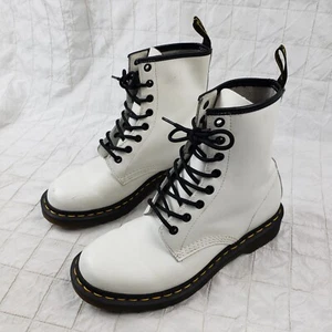 Dr. Doc Martens Women’s Size 9 Combat Boots White Air Wair Bouncing Soles 11821 - Picture 1 of 14