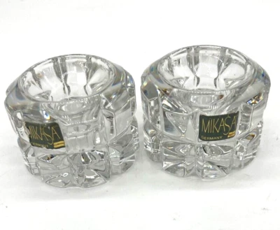 Juego de 2 candelabros de cristal Mikasa de colección - acanalados - 2" de alto - nuevos con etiquetas Foto 1 de 3