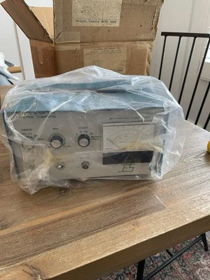 Vintage J.E. Milivoltímetro Sugden And Company Modelo Si 451 Nuevo En Caja Foto 1 de 4