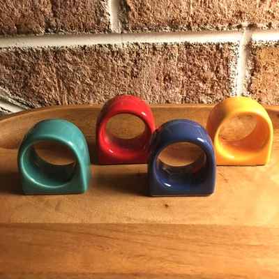 VTG PIER 1 - Red, Blue, Teal & Yellow Ceramic Napkin Rings - Set of 4  - Retro - Image 1 of 4