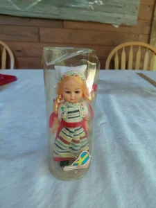 Muñeca sueca de recuerdo vintage - Imagen 1 de 9