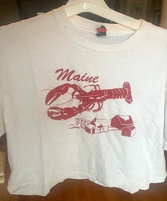 MAINE LOBSTER CROP TOP T SHIRT-WOMENS LARGE COTTON-RED IMAGE OF LOBSTER,SHACK - Image 1 of 3