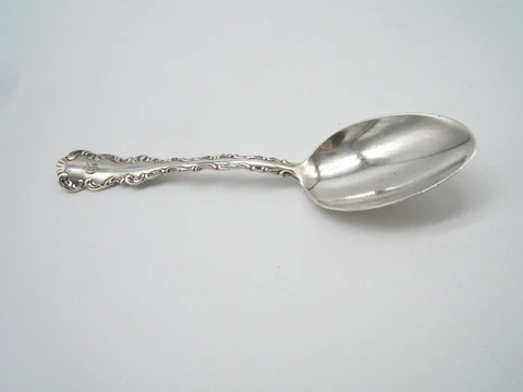 BIRKS STERLING SILVER SPOON 5 5/8” LOUIS XV PATTERN WITH MONO Cover