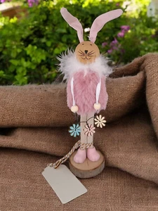 Conejo de Pascua rosa XXL 33 cm piel artificial conejo decorativo de pie sobre disco de madera Pascua - Imagen 1 de 6