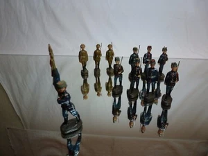 ELASTOLIN GERMANY DIVERS 11x MILITARY FIGURES + FRENCH FLAG - GOOD CONDITION - Imagen 1 de 9