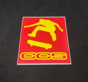 Pegatina vintage roja distribución de patinetas baratas CCS California - Imagen 1 de 1
