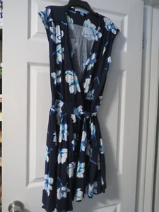 Draper James Navy Blue Floral V-Neck Sleeve Dress, Sz M - Picture 1 of 5
