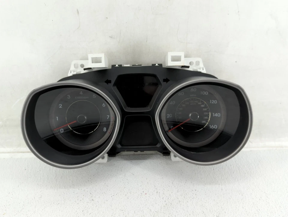 Cuadro de instrumentos velocímetro Hyundai Elantra 2012-2012 indicadores E35QJ Foto 1 de 4