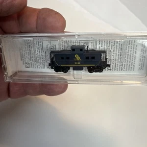 Z Micro-Trains MTL 535 00 270 Chesapeake & Ohio Caboose # 3559 - Picture 1 of 7