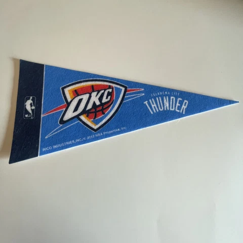 Oklahoma City Thunder Vintage Old Logo NBA Mini Pennant 9"x4” Felt Banner Flag Cover