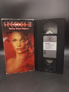Species II VHS 1998 Sci-Fi Horror Sequel - Imagen 1 de 6