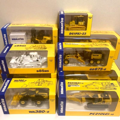 Komatsu Official Diecast Model Set - Shareholder Special Gifts Complete 11 Serie - Image 1 of 4