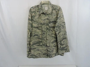 Abrigo utilitario para mujer de la Fuerza Aérea de la USAF patrón de camuflaje 50 % algodón 50 % nailon talla 10R - Imagen 1 de 21