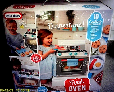 Little Tikes First Oven Realistic Pretend Play Appliance for Kids,15.5x11.5x20.5 - Image 1 of 2