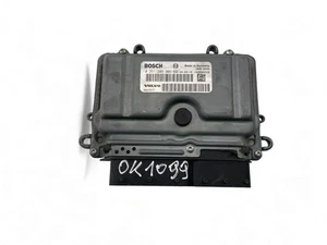 Centralina motore VOLVO C30 ECU 8667577 2008 33100407 - Foto 1 di 7