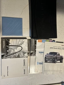GMC Sierra Denali Manual del propietario 2015 Juego de libros de navegación - Imagen 1 de 2