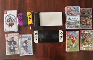 Nintendo Switch Bundle + 7 Games + 8 Game Nintendo Account - Picture 1 of 3